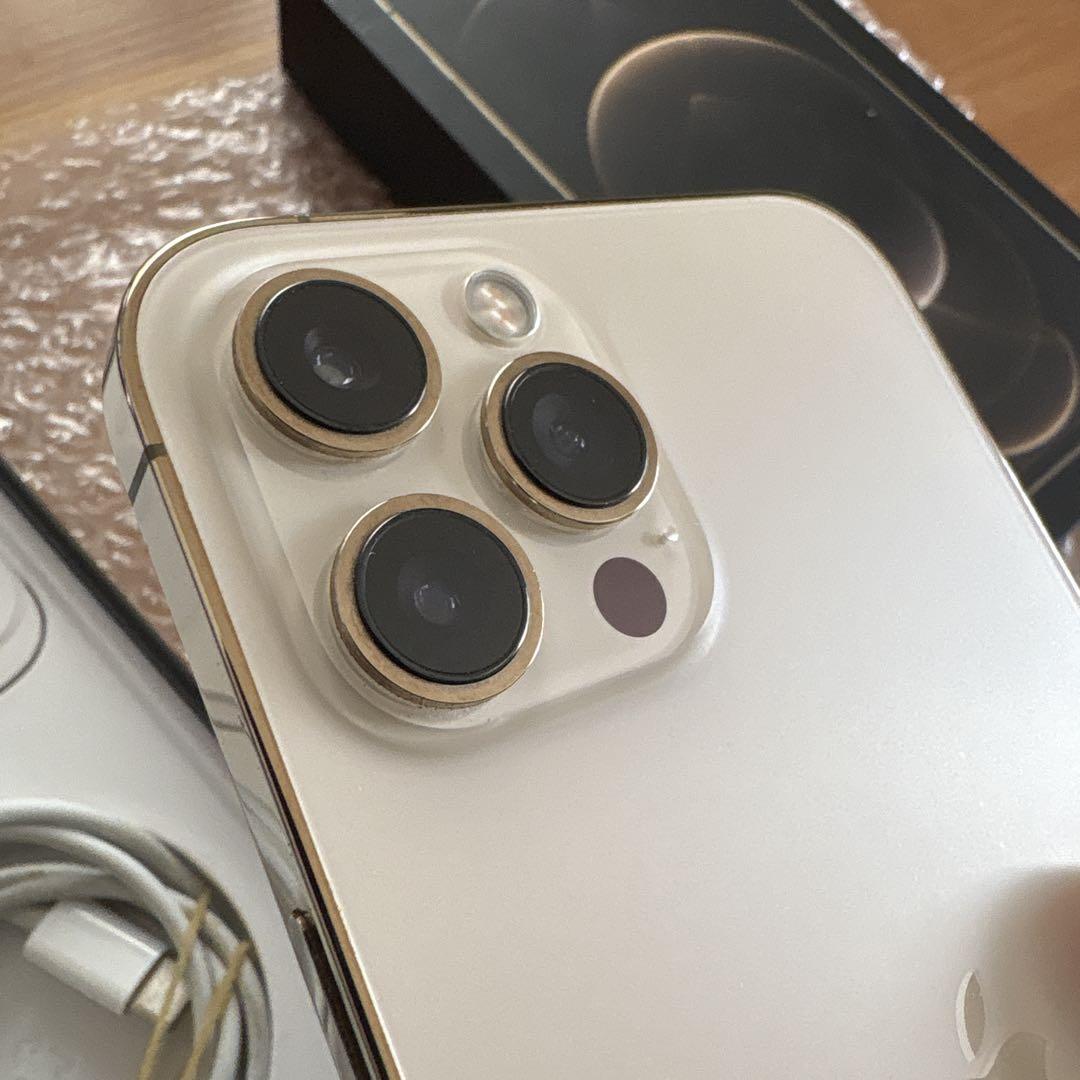 【美品】Apple iPhone 12 Pro ゴールド 本体　おまけ付き
