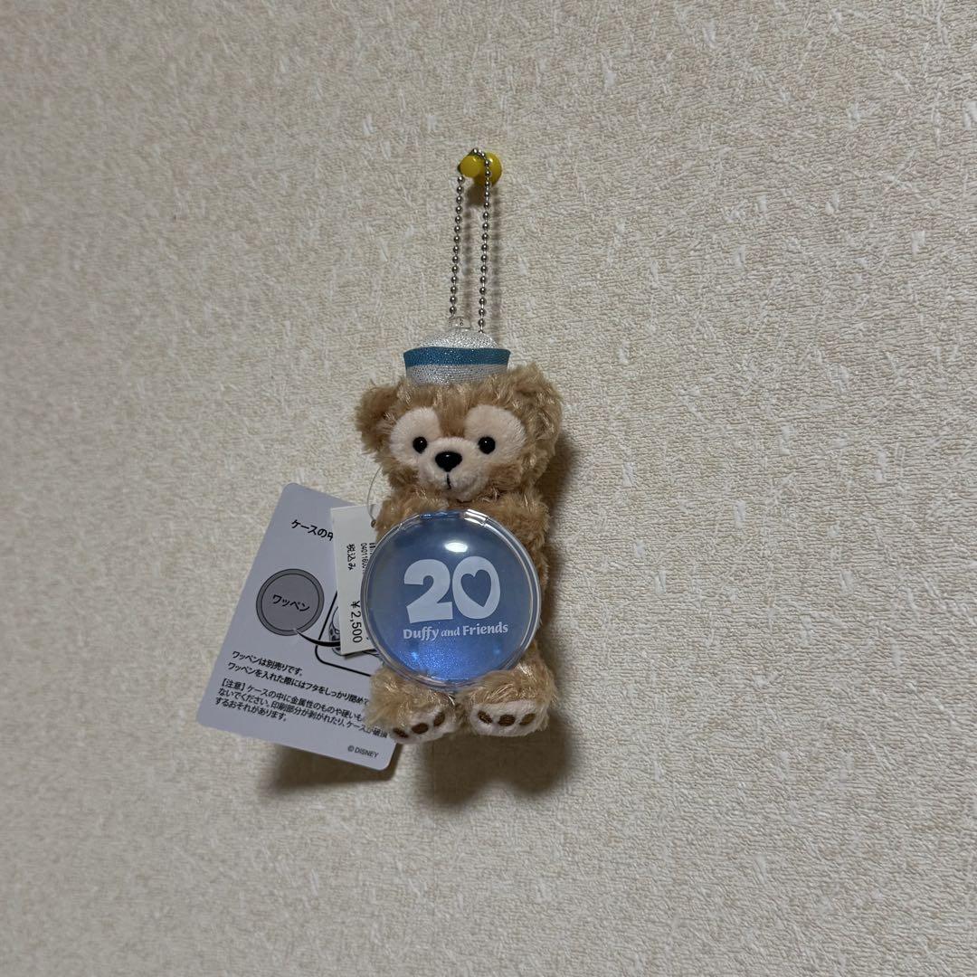 ダッフィー ぬいぐるみバッジ ワッペン 20周年 新品 - メルカリ