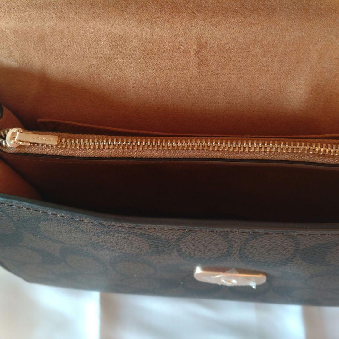 ♠ COACH
