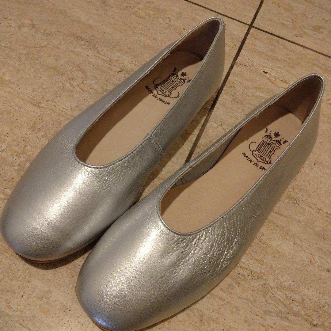 BONTRE シルバー　フラットシューズ　新品