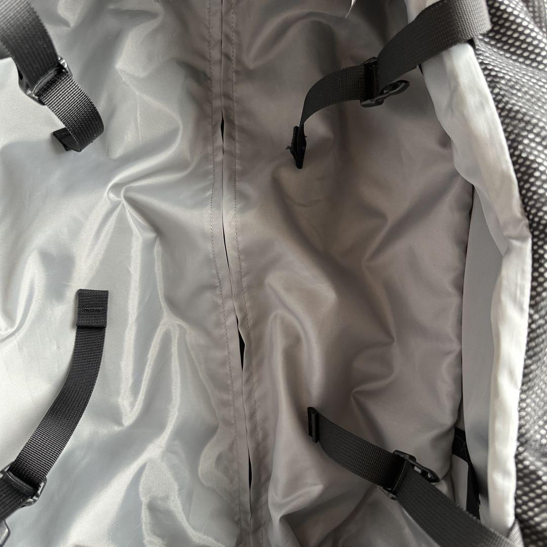 patagonia ブラック キャリーカート　45L