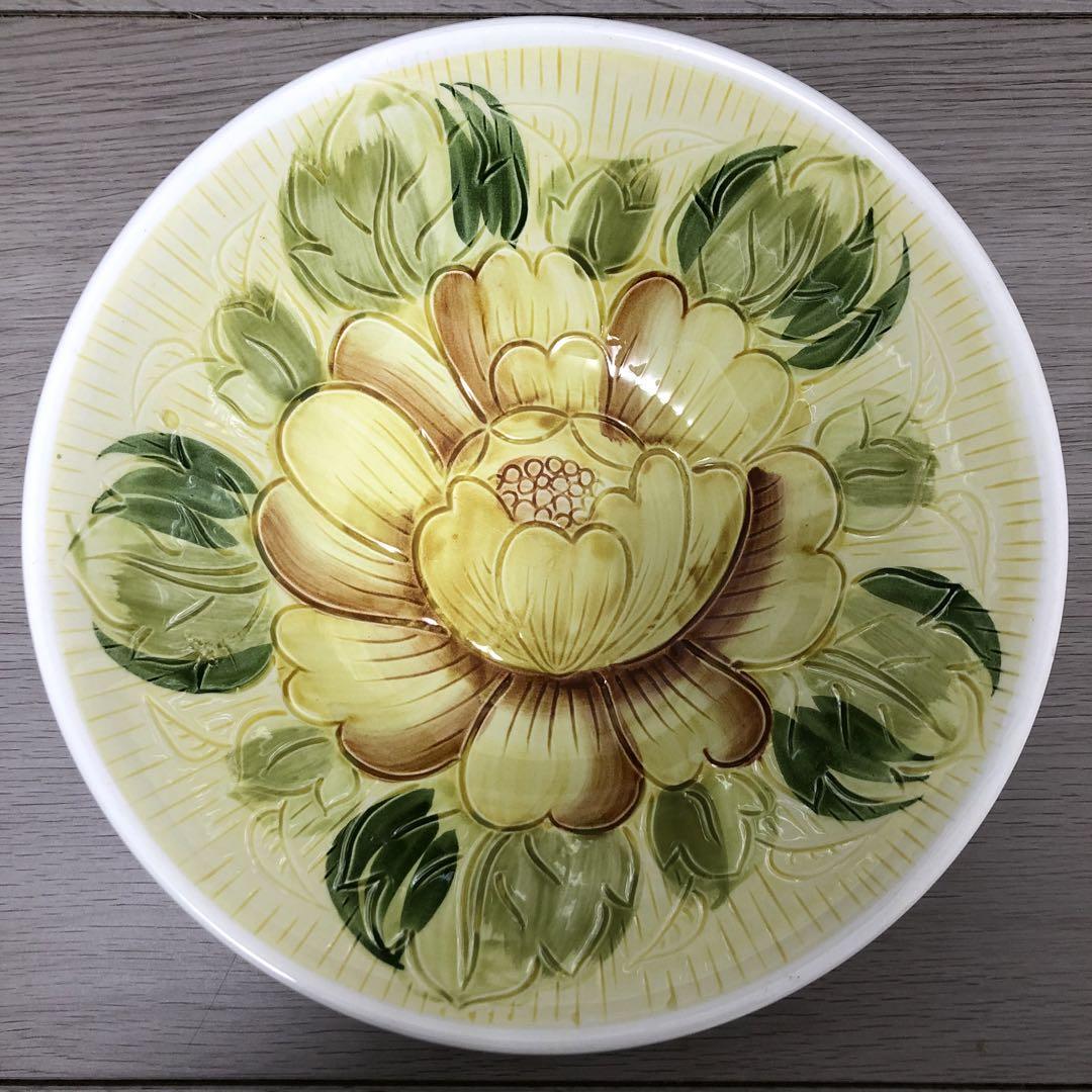 Hand painted in Thailand ハンドペイント 金彩 花文様皿 工芸品