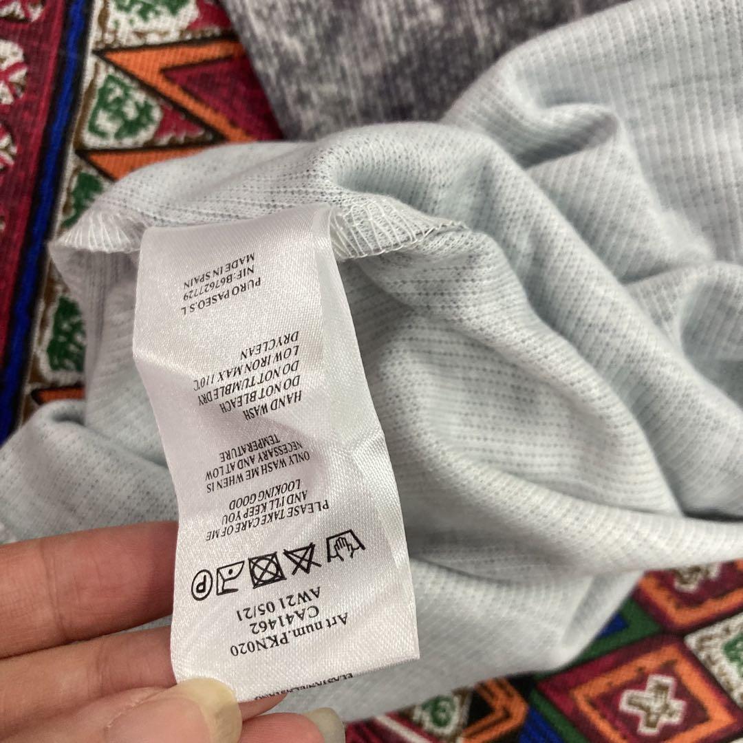 paloma wool ストライプ柄 グレー 長袖Tシャツ paloma wool ストライプ柄 グレー 長袖Tシャツ - メルカリ