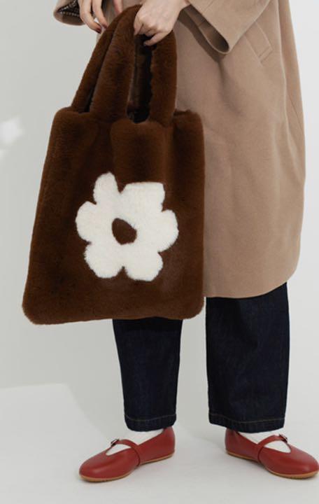 得価人気SALE -ˏˋ 完売商品フェイクファー花モチーフ トートBAG ´ˎ- PthFb-m84386273036 得価お得