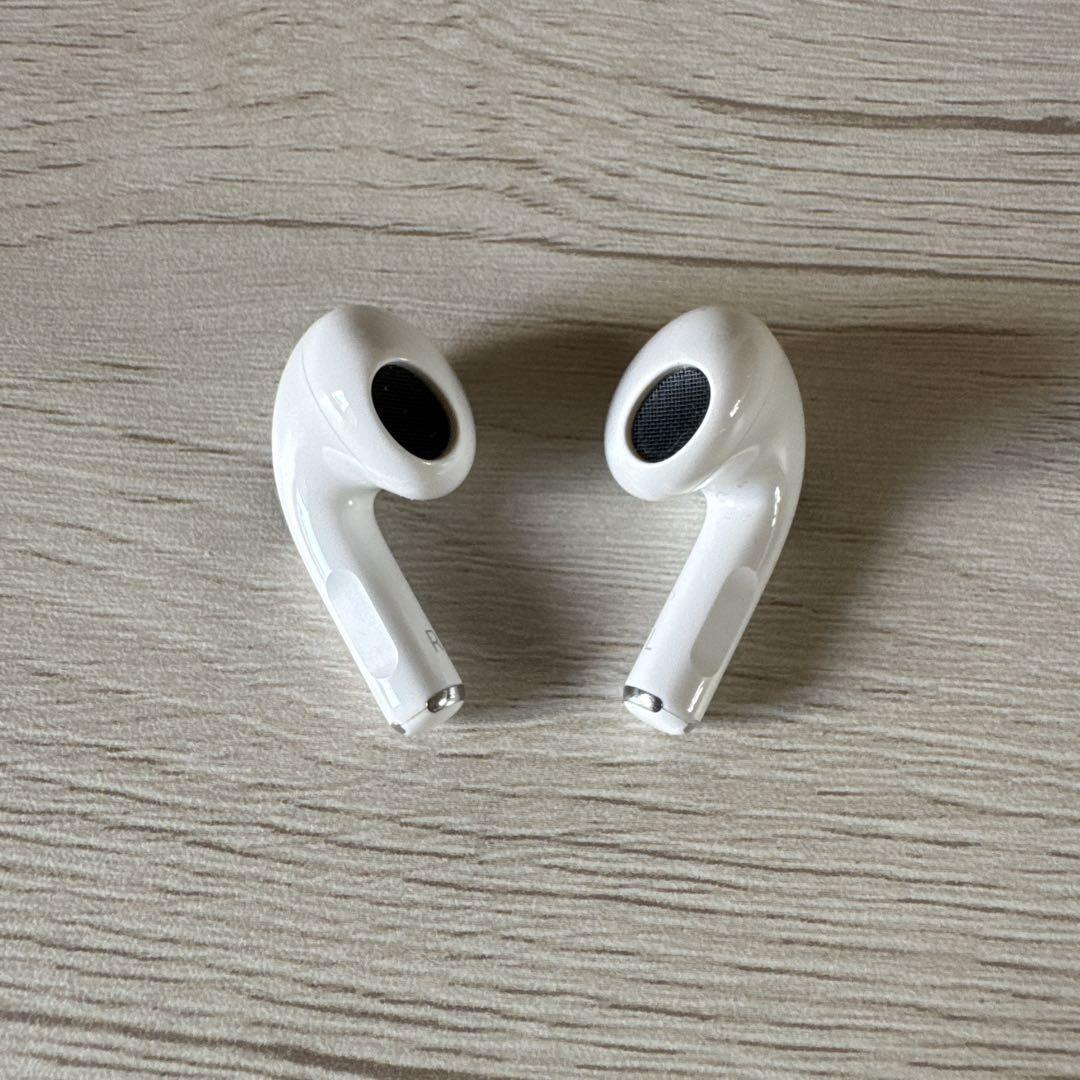 AirPods 第3世代 lightning充電ケース付き 動作確認済