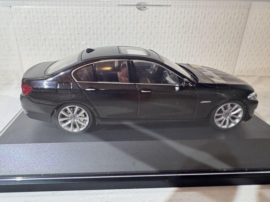 BMW 550i ミニカー