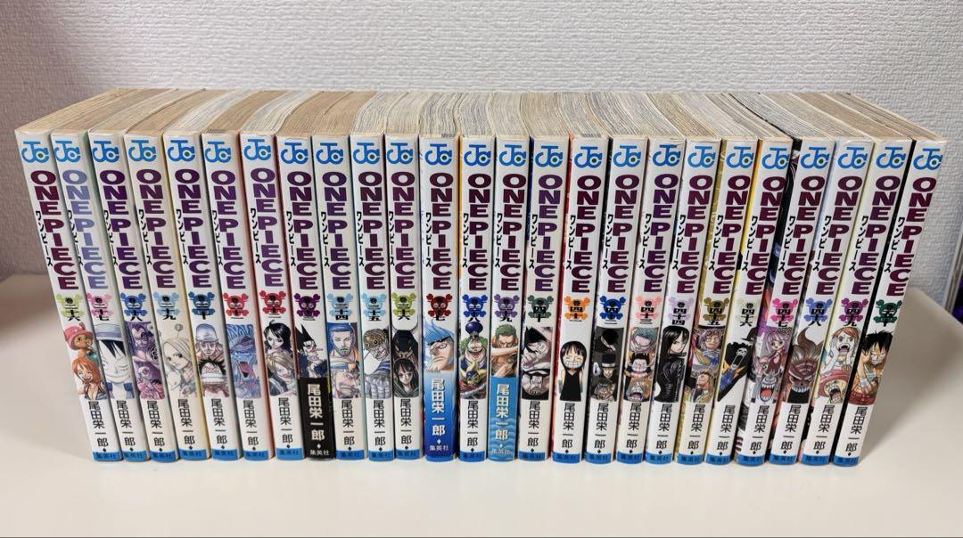 ワンピース 全巻初版　110巻　+関連本49冊　セット　まとめ売り　帯付き　希少