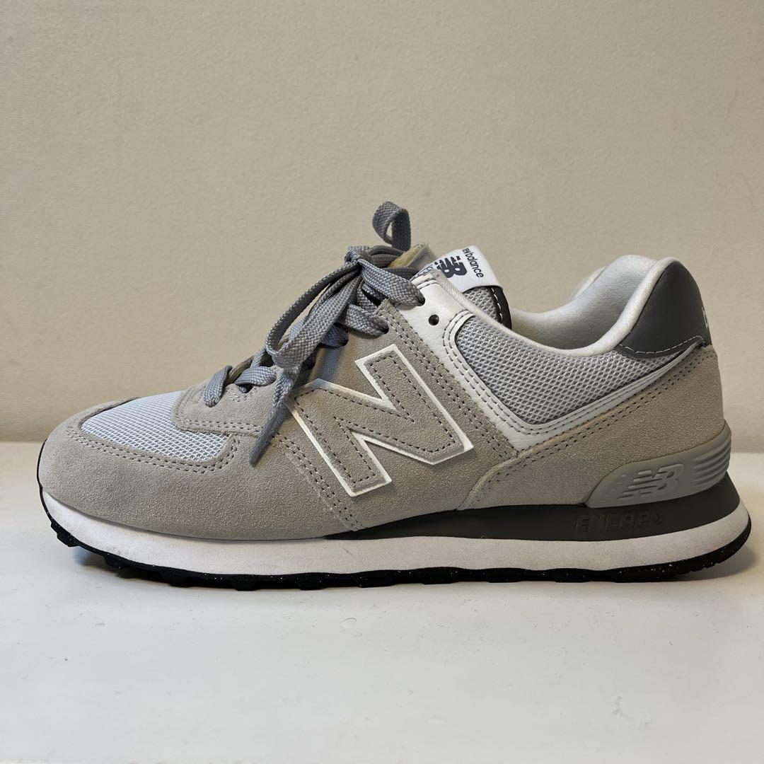 New Balance グレー スニーカー