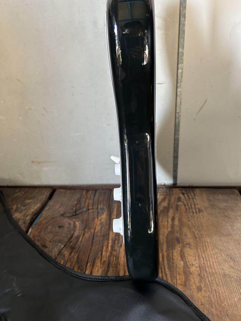 美品 エレキギター　triumph sonic Master