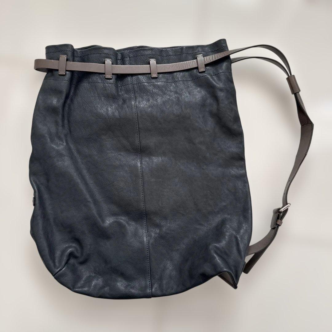 Giorgio Armani ブラックショルダーバッグ Giorgio Armani ブラックショルダーバッグ