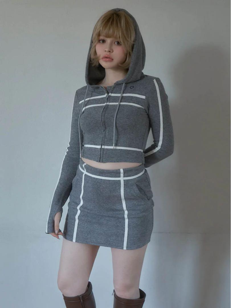Eva line set up Gray