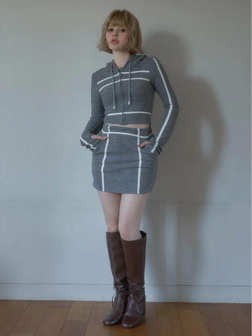 Eva line set up Gray