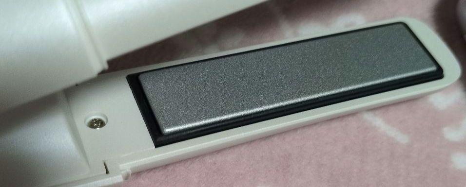 【美品】AGETUYA コードレスミニアイロンII ストレート＆カール