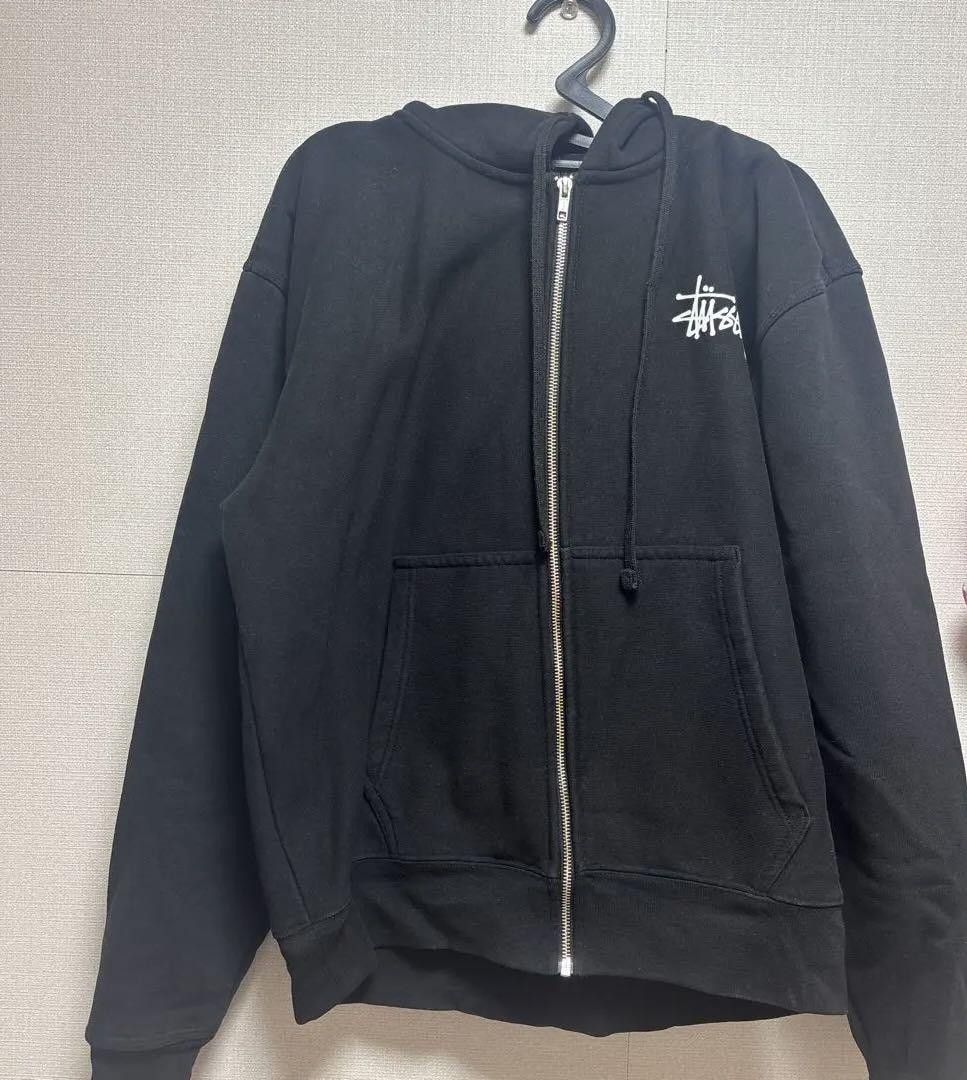 Stussy ブラック フルジップパーカー - メルカリ