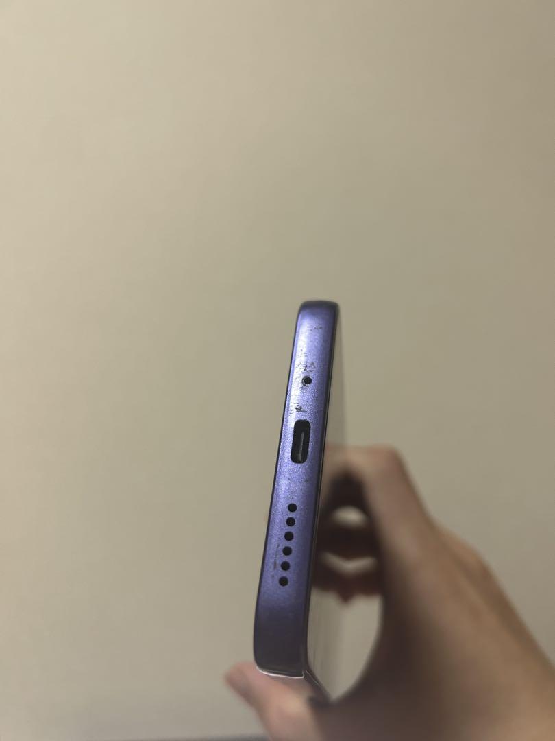 Libero 5G Ⅲ パープル A202ZT 中古