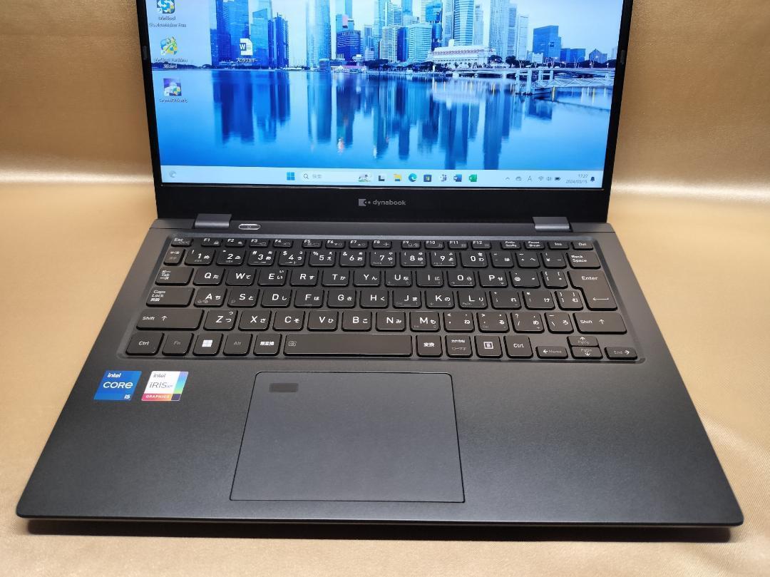 東芝　Dynabook G83/HU 　高性能　2022年モデル(K-098)