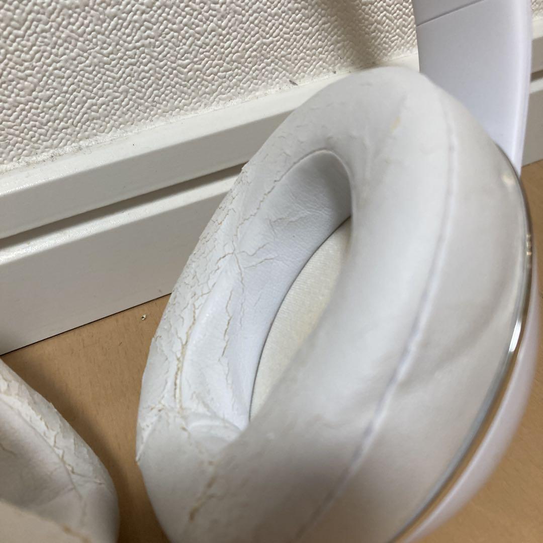 Beats ワイヤレスヘッドフォン ホワイト
