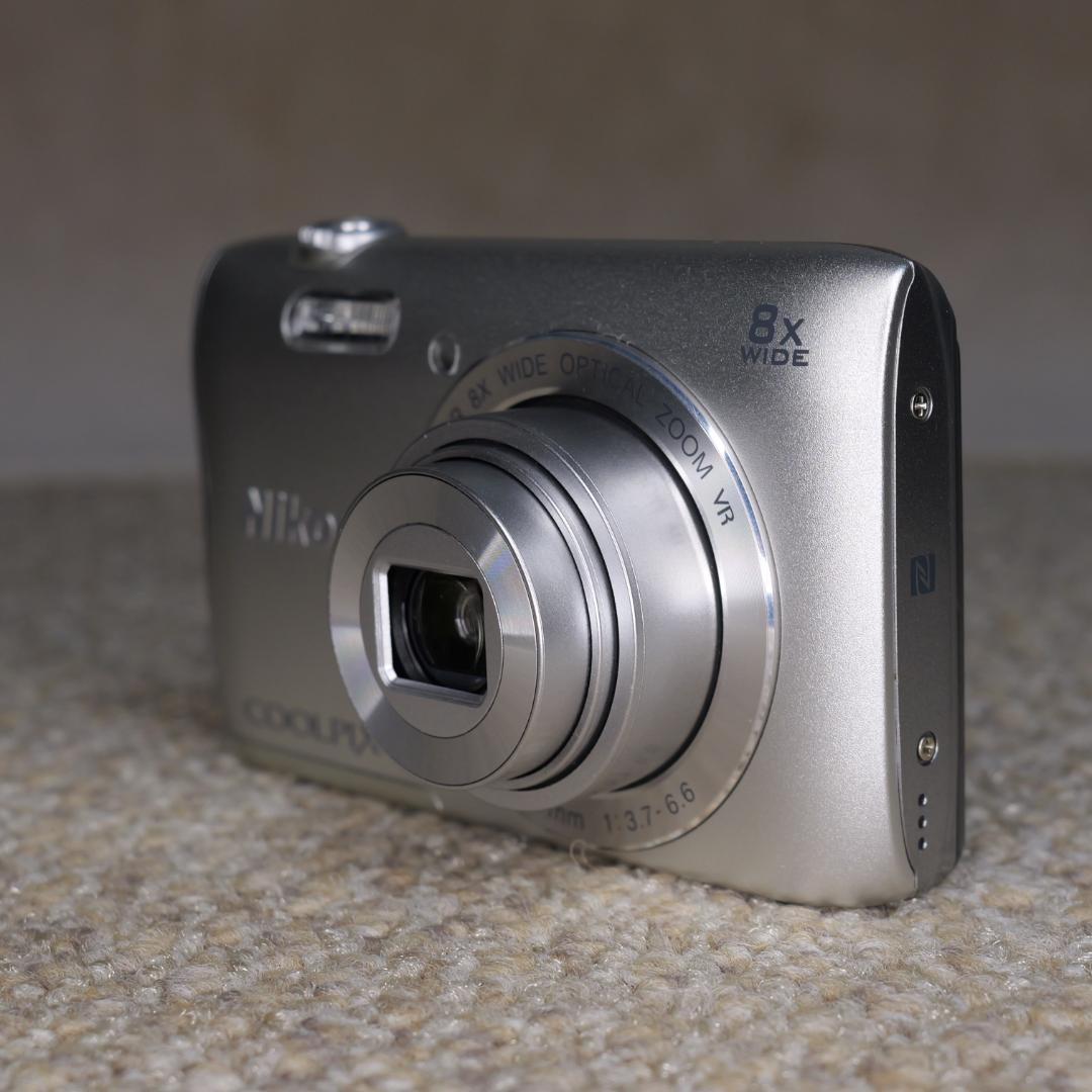 COOLPIX A ニコン コンデジ Nikon A300 シルバー 中古 Wi-Fi搭載