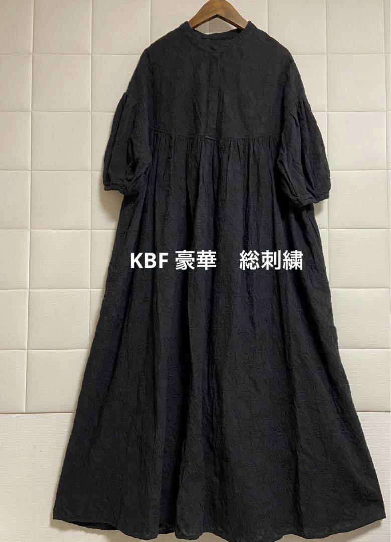 KBF 総刺繍が圧巻！ ロングワンピース　アーバンリサーチ