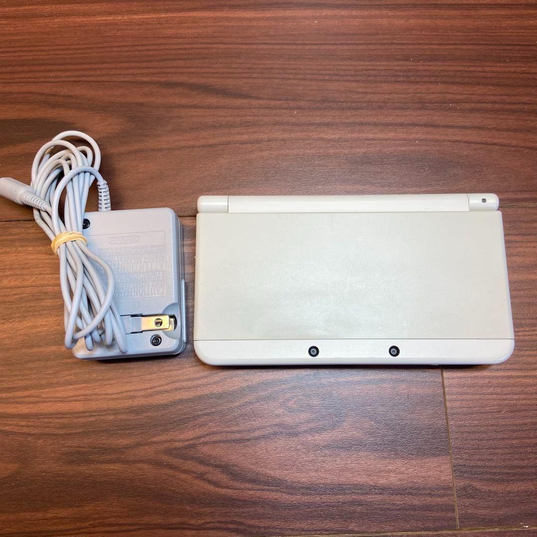 3ds 本体 ホワイト 送料無料 3DS 本体 白 ホワイト 充電器付き｜Yahoo!フリマ（旧PayPayフリマ）