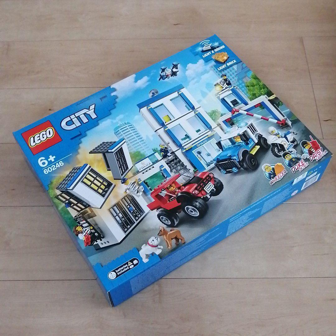 な 出品 LEGO CITY レゴシティ ポリスステーション 60246 警察 交番