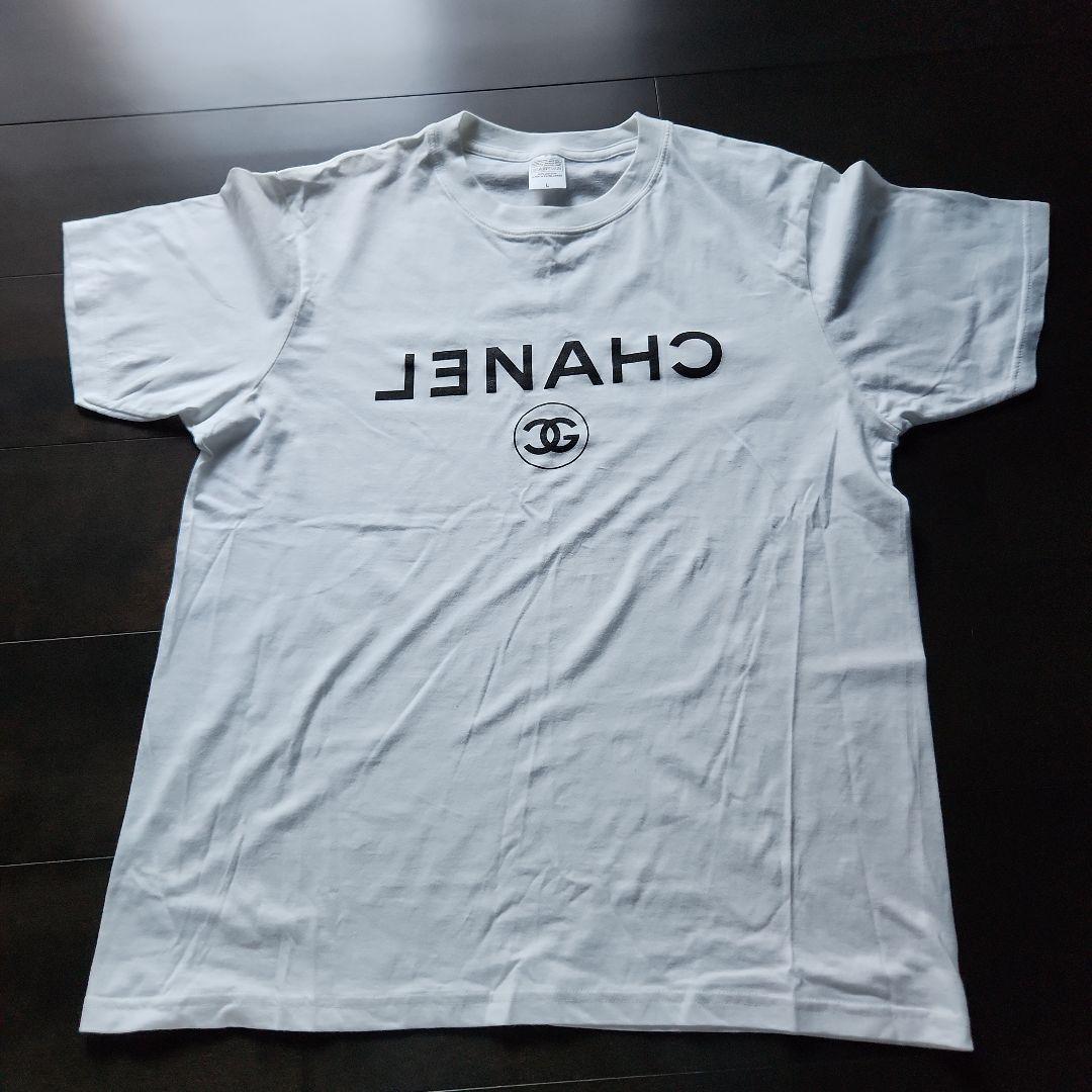 新品同様 Tシャツ CHANELパロディ 白 Tシャツ/カットソー(半袖/袖なし