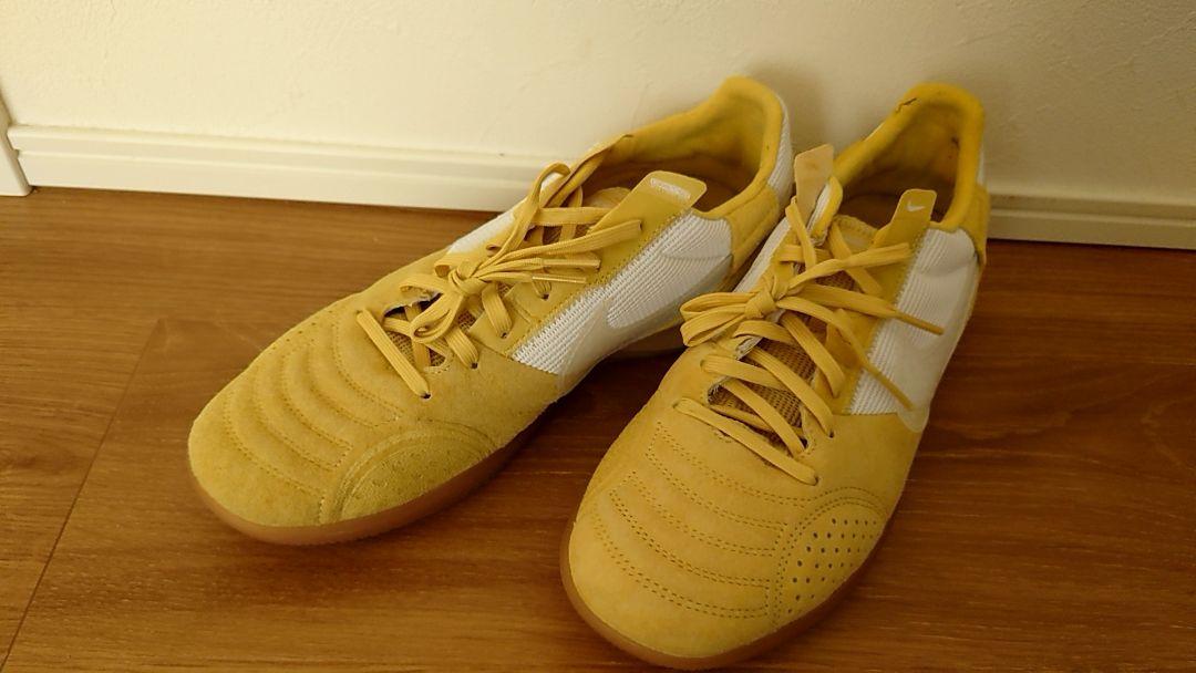 NIKE　ガト　フットサルシューズ　イエロー　26.5cm