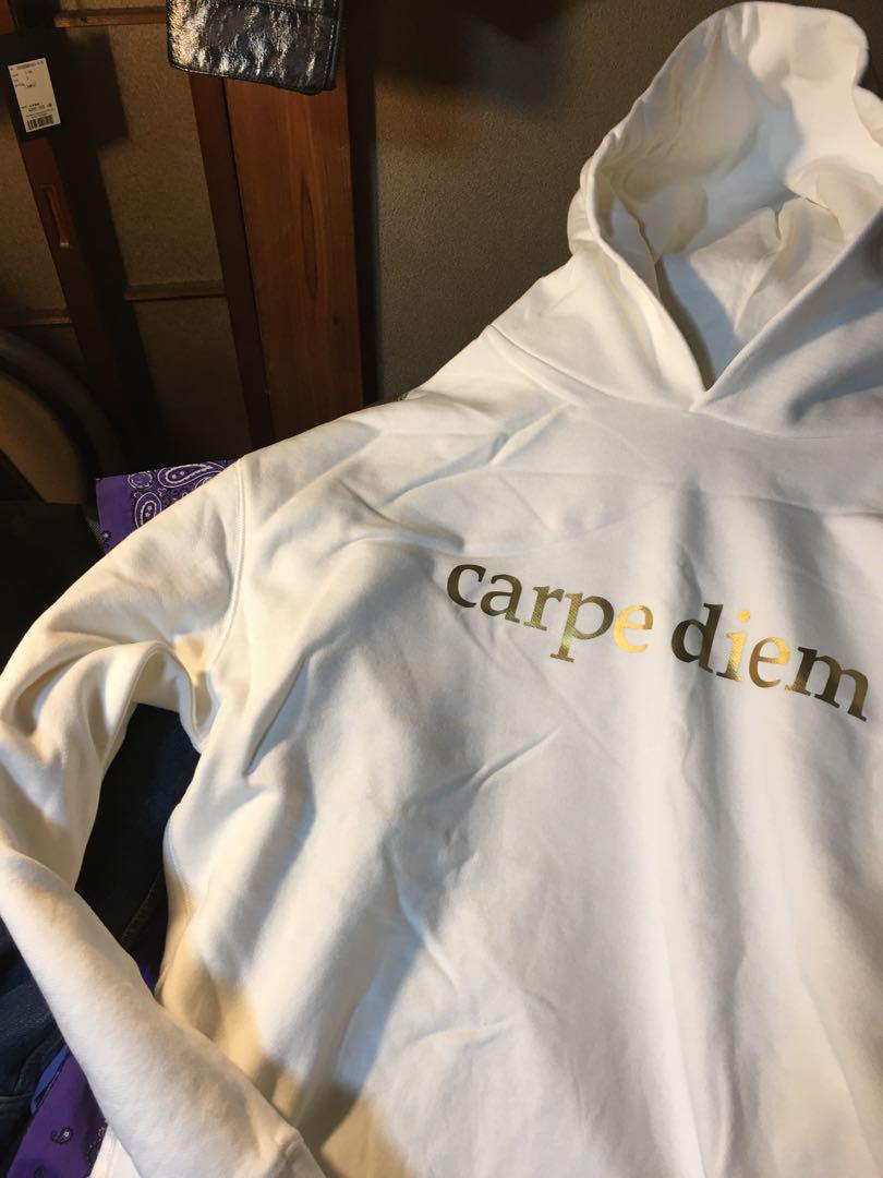 爆売り！ 1piu1uguale3 PARKA DIEM CARPE トップス