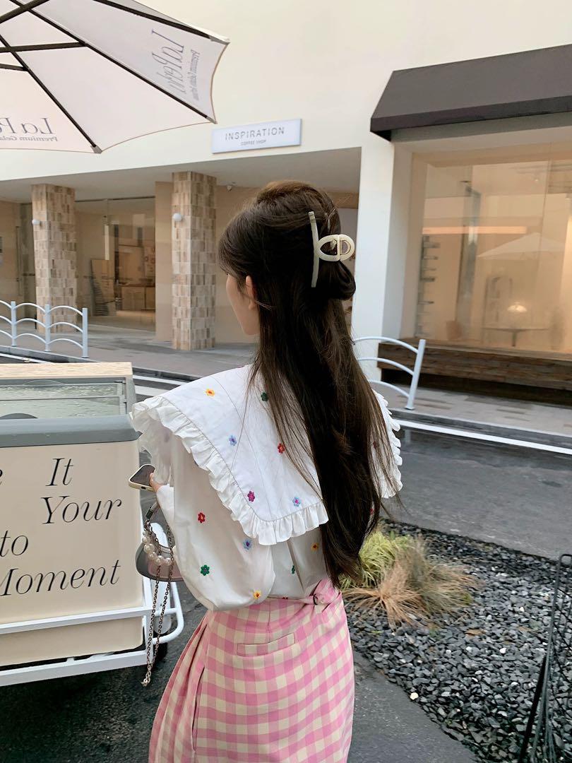 割引クーポン フラワー柄トップス♡冬春コーデに最適！普段着にも女子会デートに トップス