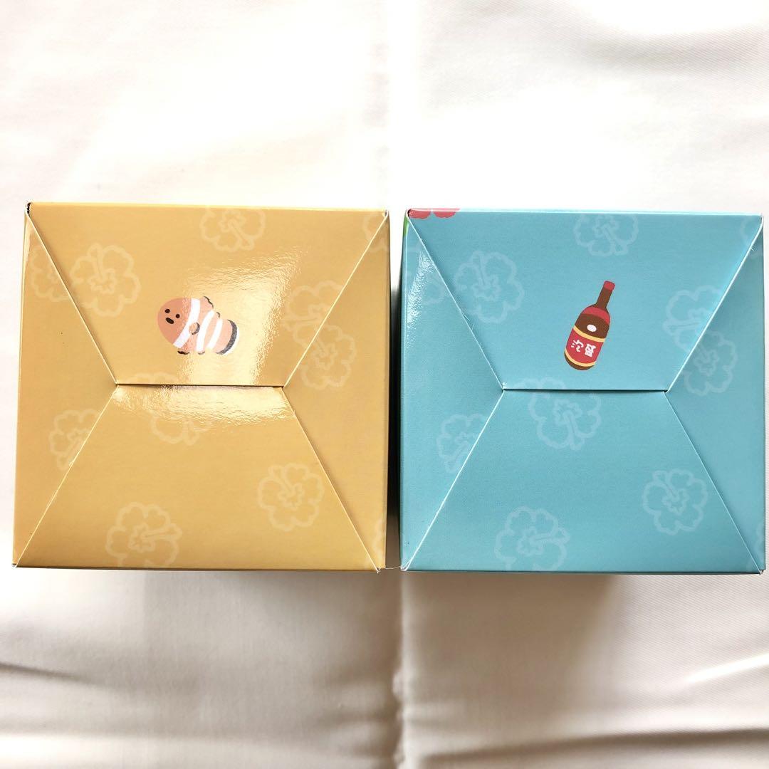定番のお歳暮 シーサーのおみやげやさん Tシャツ型缶バッジ ミニアクリル ピンズ・ピンバッジ・缶バッジ