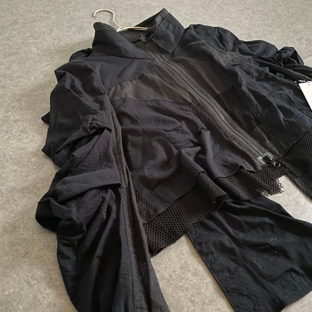新品タグ付き エイココンドウ ブルゾン 2way フーディ Wジッパー 黒 42 新品タグ付き エイココンドウ ブルゾン 2way フーディ Wジッパー 黒 42