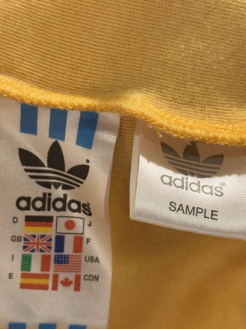 adidas イエロー ストライプ ジャケット