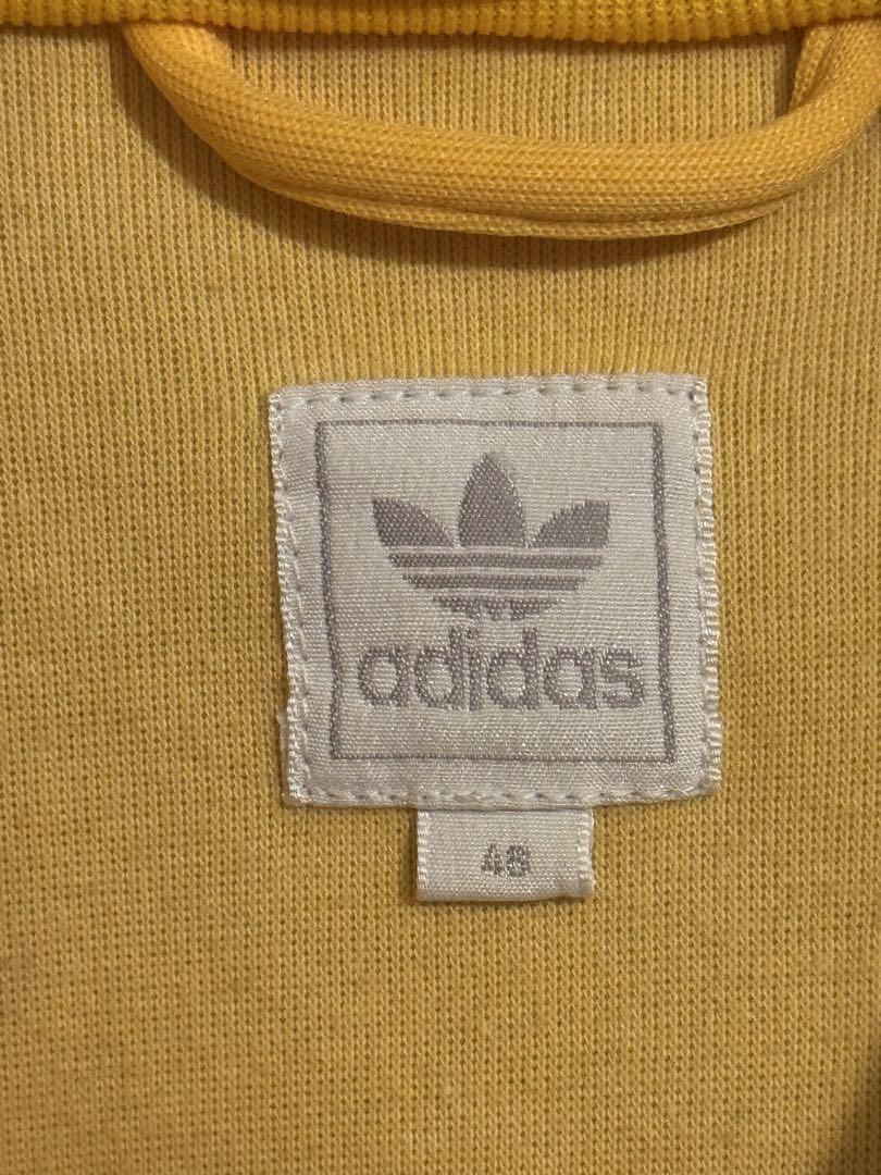 adidas イエロー ストライプ ジャケット