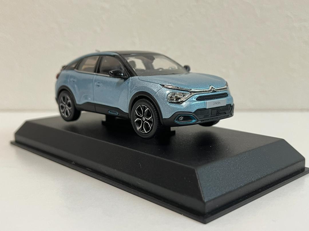 ミニカー　シトロエン　e-C4 NOREV 1/43