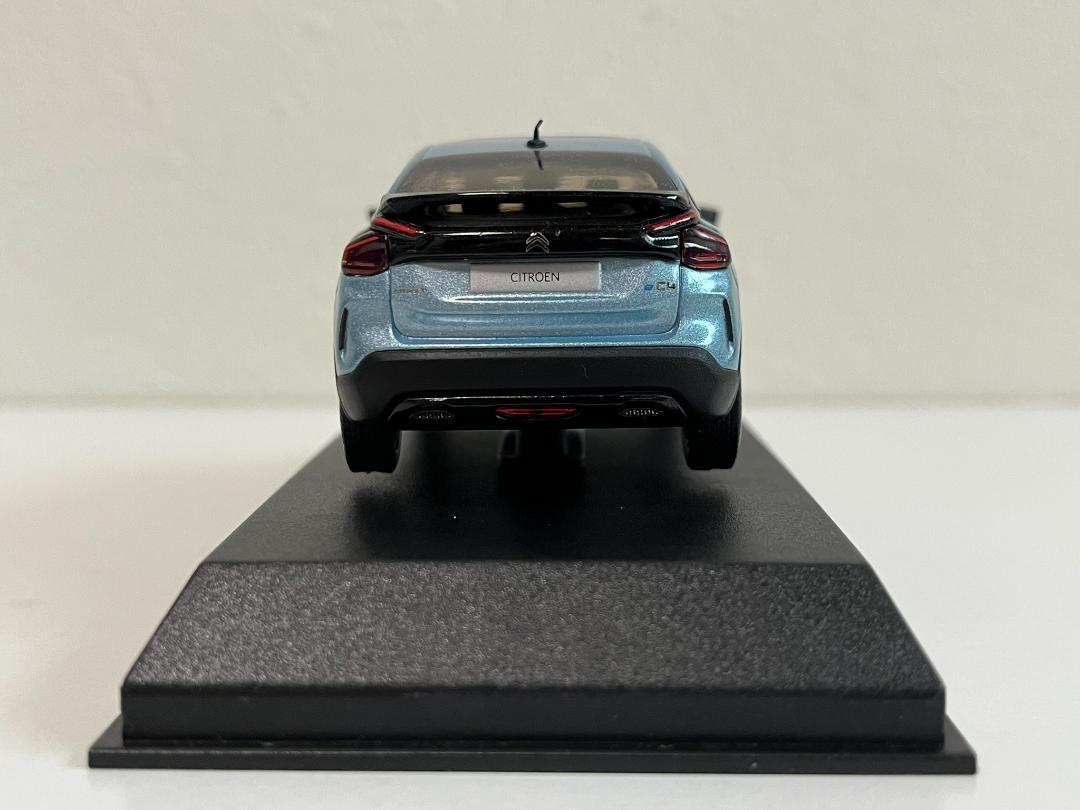 ミニカー　シトロエン　e-C4 NOREV 1/43