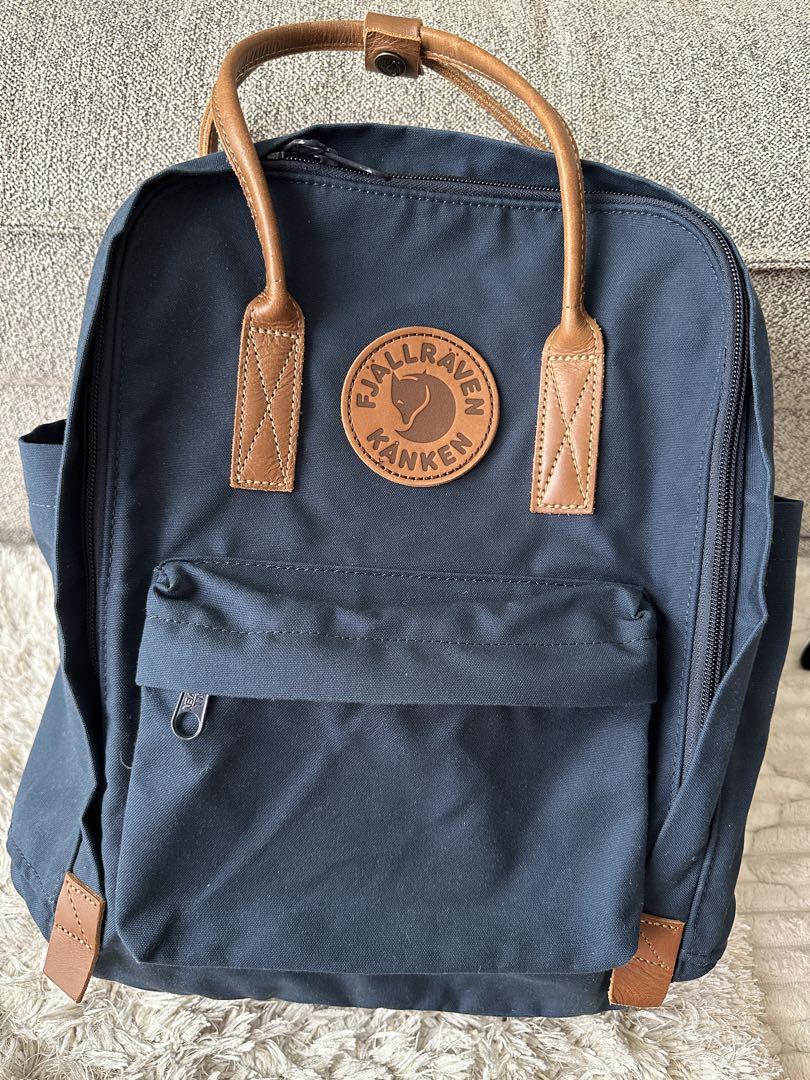 【極美品】 Fjall Raven Kanken No. 2 ネイビー