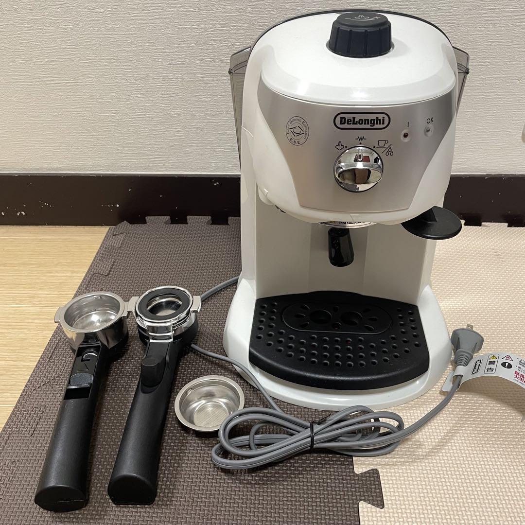 デロンギ　エスプレッソ・カプチーノ　コーヒーメーカー