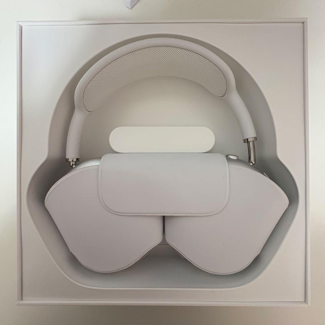 AirPodsMax シルバー 箱、カバー、付属品付き 目立った汚れなし AirPodsMax シルバー 箱、カバー、付属品付き 目立った汚れなし