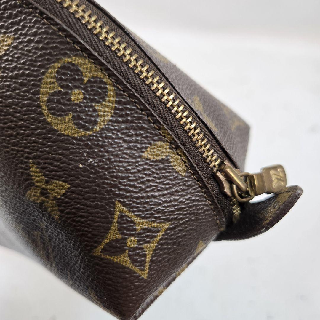 LOUIS VUITTON モノグラム ドゥミロンド トゥルース