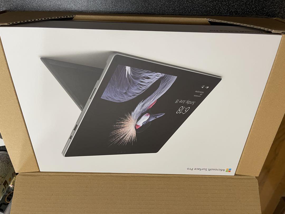 Microsoft Surface Pro Windows 10 本体