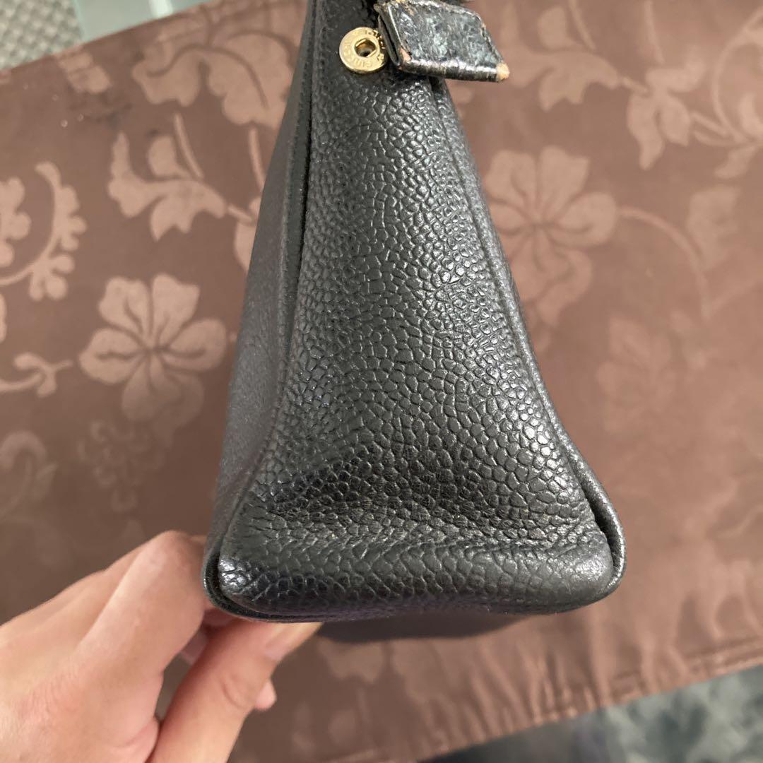 CHANEL ブラック レザーポーチ
