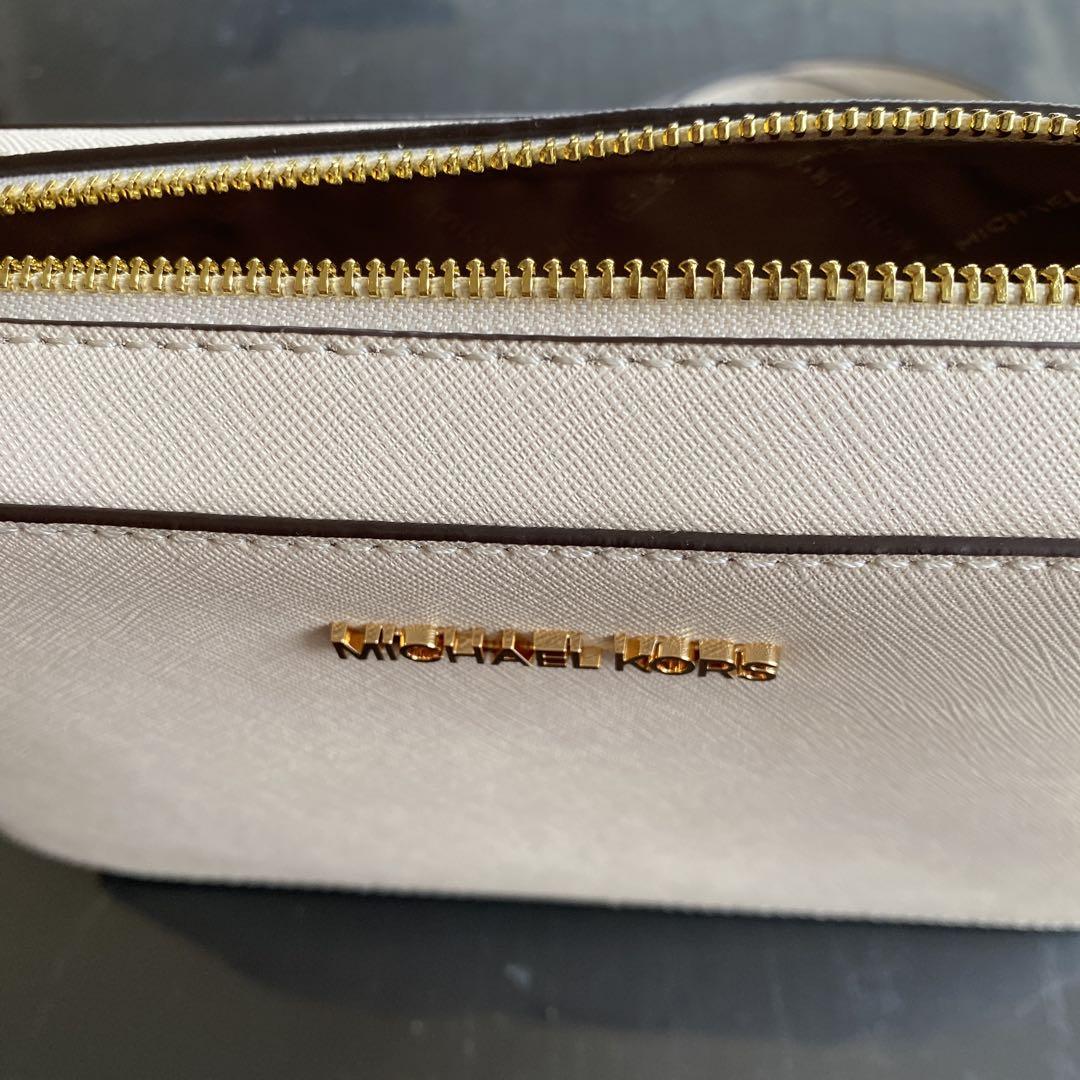 MICHAEL KORS ホワイトショルダーバッグ