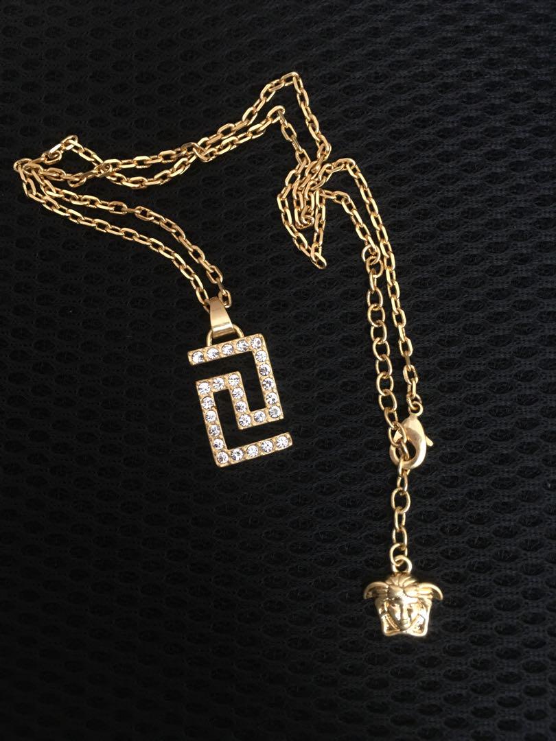 VERSACE ネックレス