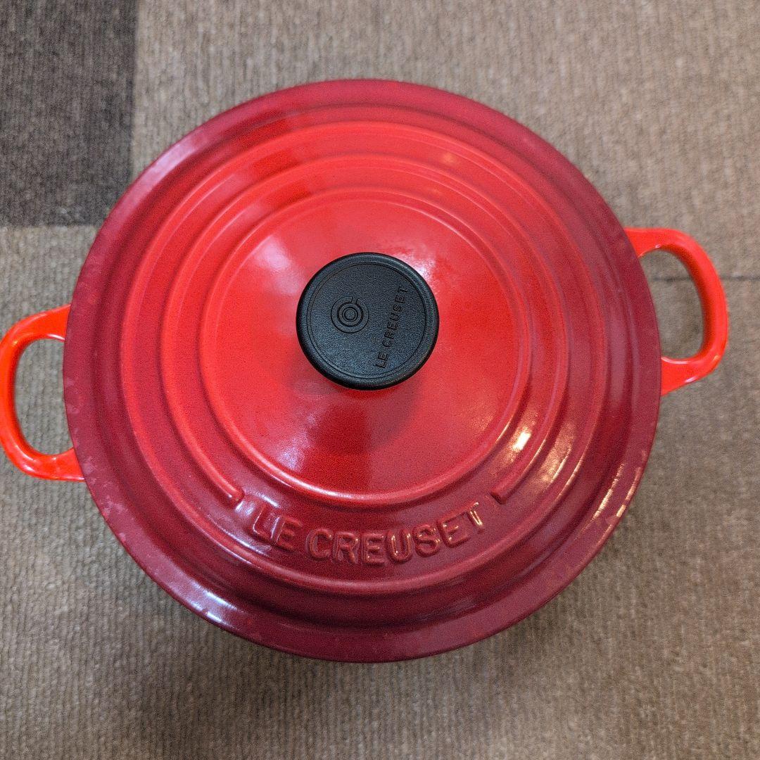 LE CREUSET 20センチ鍋ココット 人気カラーチェリーレッド
