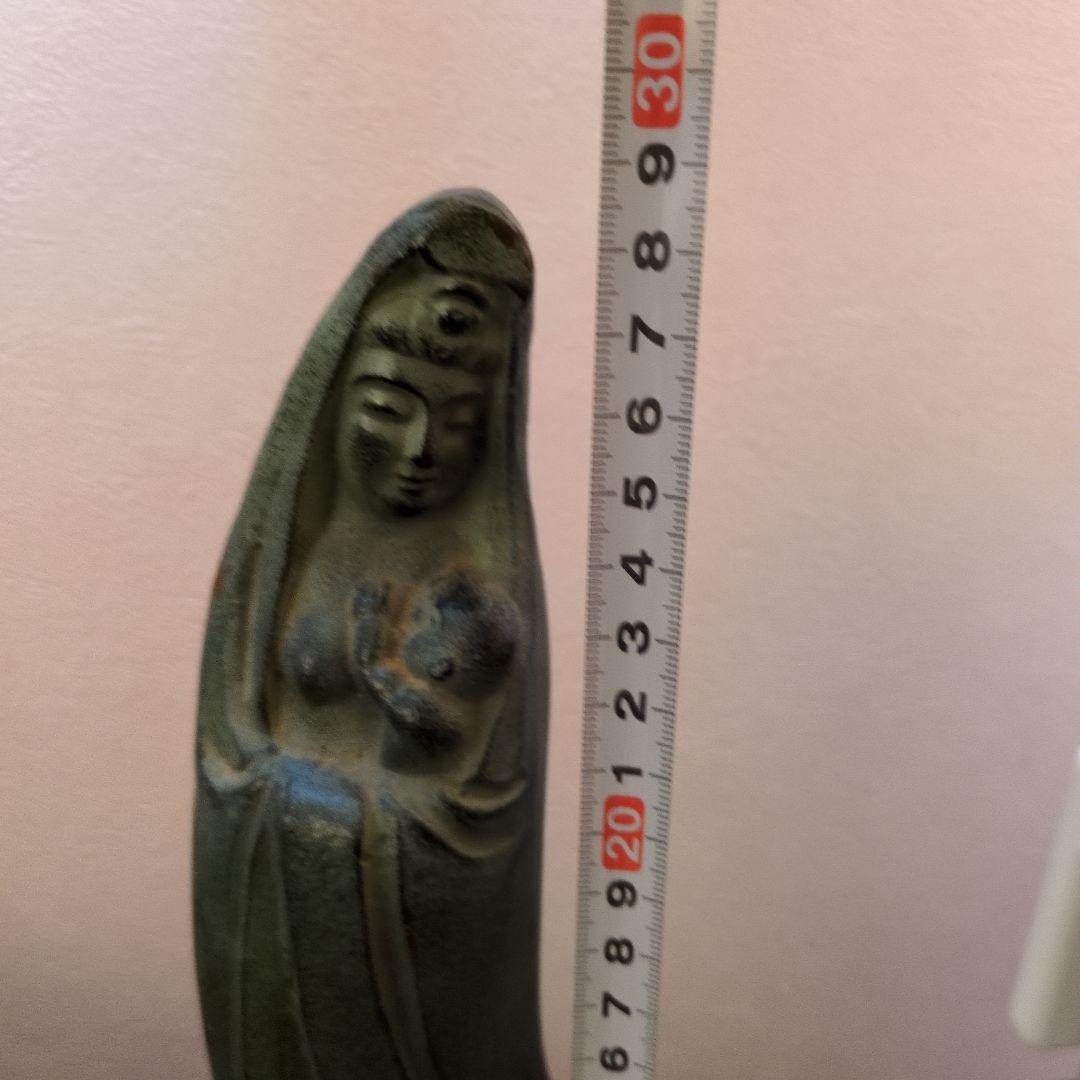 観音菩薩像　慈母観音　仏教美術緑色彫刻