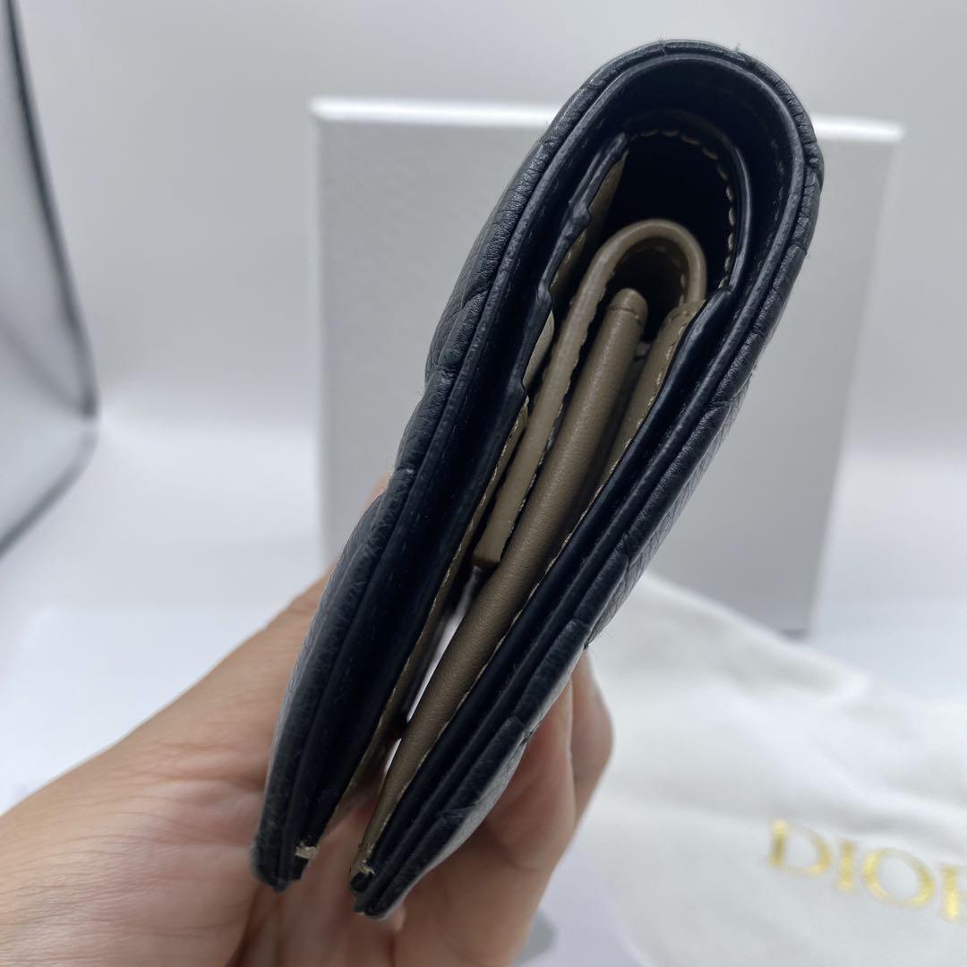 Dior 二つ折り財布 黒 エナメル キルティング