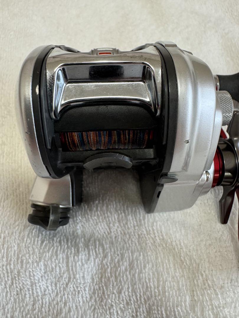 DAIWA SEABORG 150J-DH リール