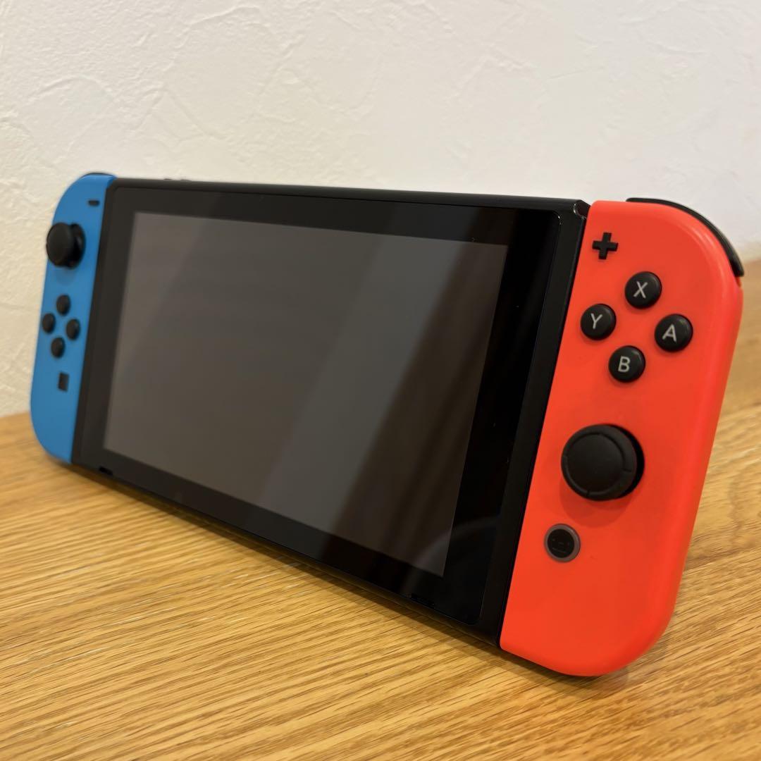 Nintendo Switch 本体 SDカード・ケース付き - メルカリ