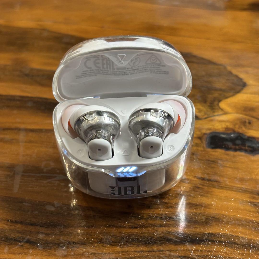 JBL TUNE FLEX ワイヤレスイヤホン White/Clear