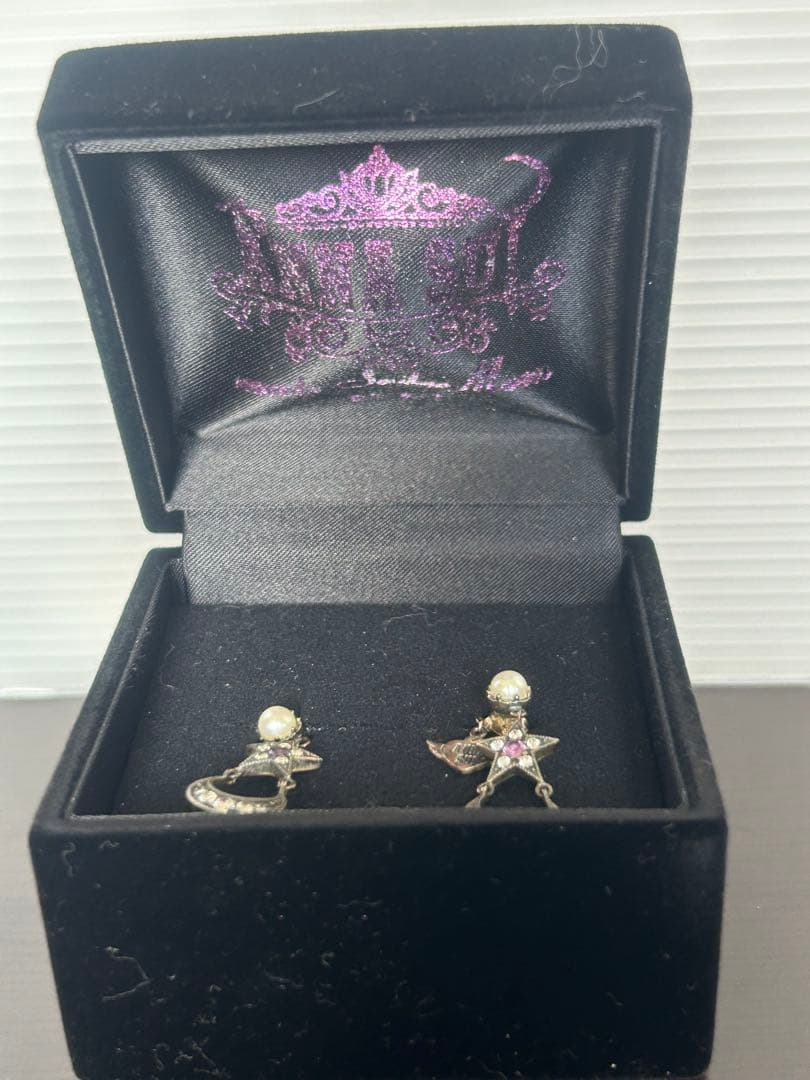 ANNA SUI×セーラームーンピアス ANNA SUI×セーラームーンピアス